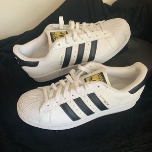 Adidas Superstar Size 8 (us) Men’s Sneakers